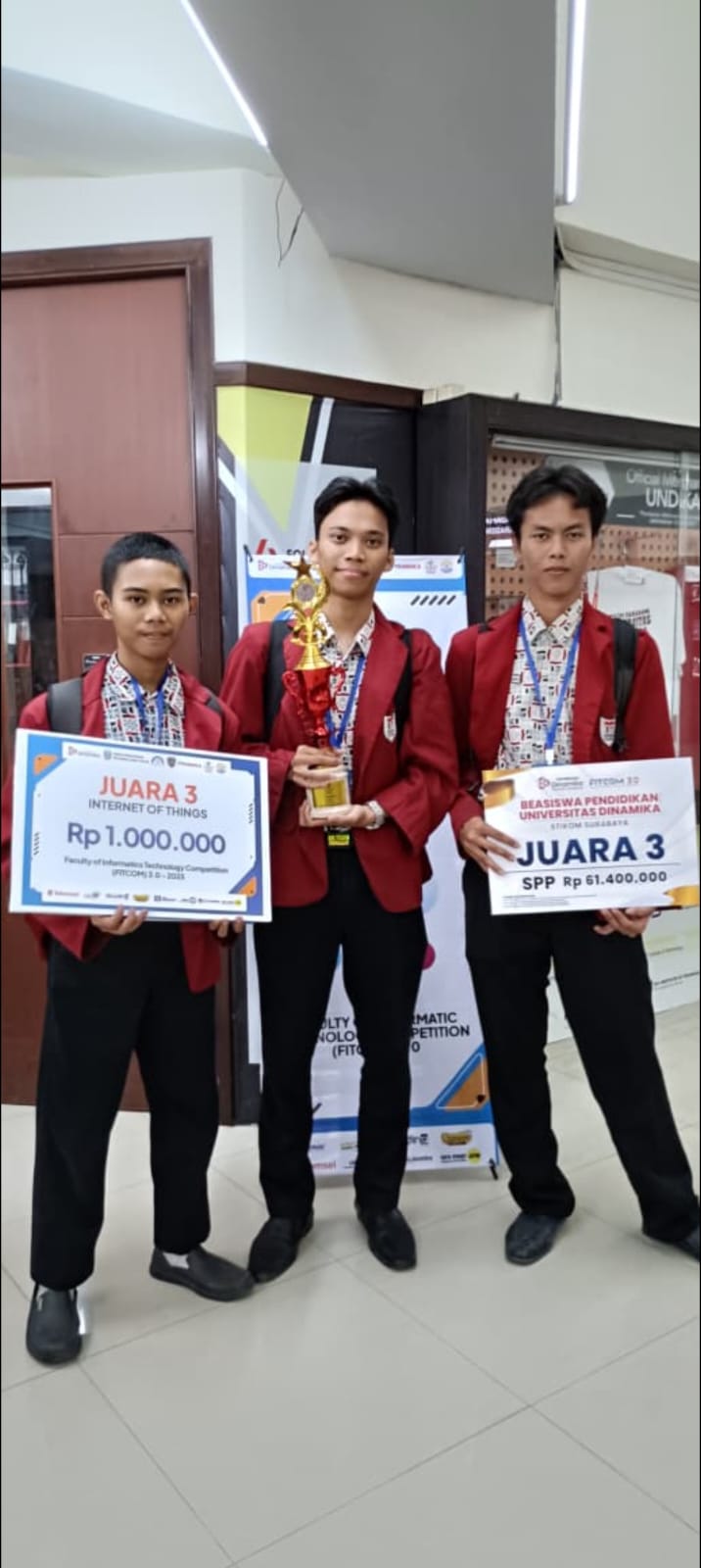 Juara 3 FITCOM 3.0